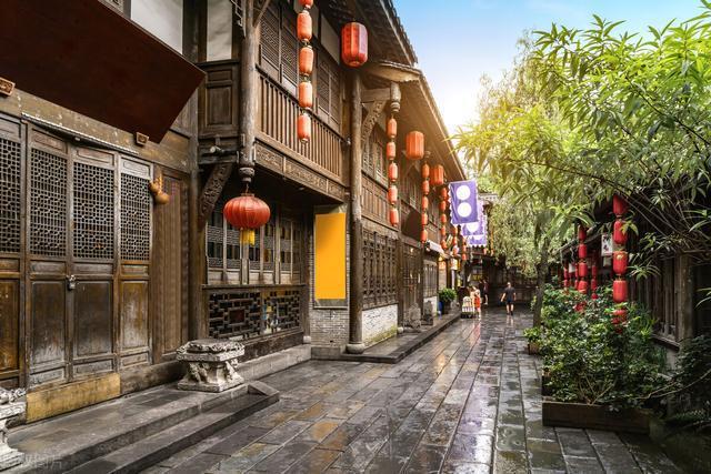 【“青年医师”系列报道】泰安市中心医院结直肠肛门外科于冰:白衣秉初心 “医”路勇前行